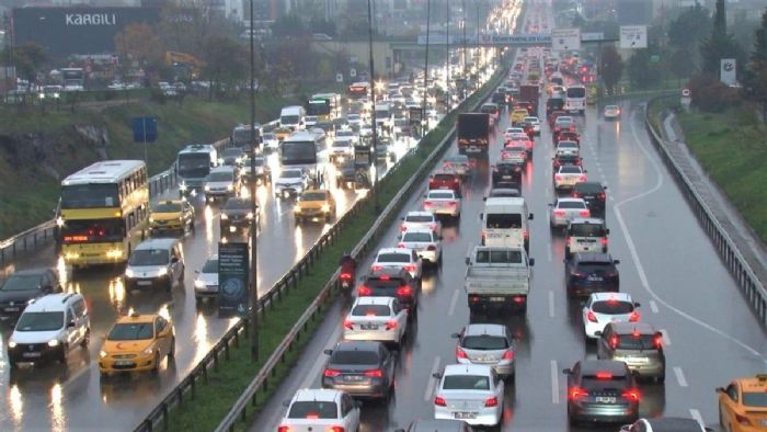 Trafik çilesi sadece İstanbul`da yok! Bakın dünyanın hangi şehirleri bu çileyle boğuşuyor...
