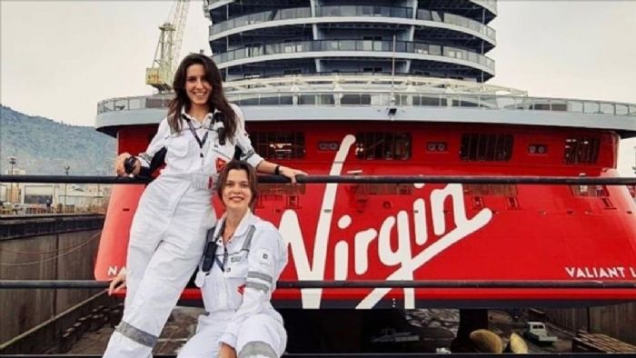 İzmirli kadın kaptanlar, devasa yolcu gemilerini yönetiyor