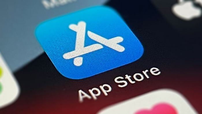 Apple`dan geri adım: App Store dışından uygulama indirmeye izin verecek