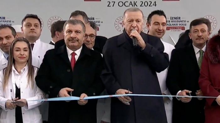 İzmir`e dev hizmet! Cumhurbaşkanı Erdoğan İzmir Şehir Hastanesi`nin açılış törenine katıldı