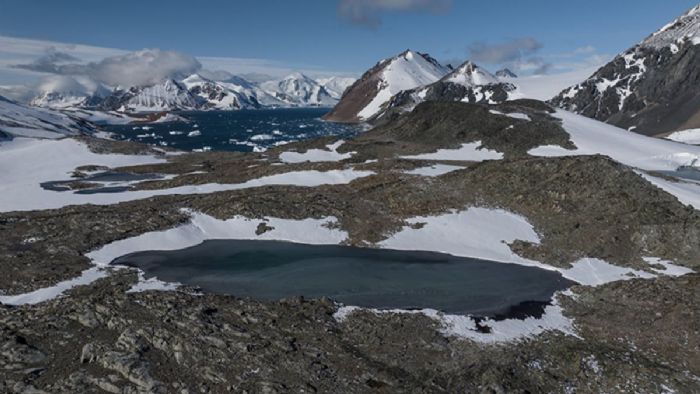 Türk bilim insanlarının yeni raporu: Antarktika`da Türkiye büyüklüğünde buz eridi