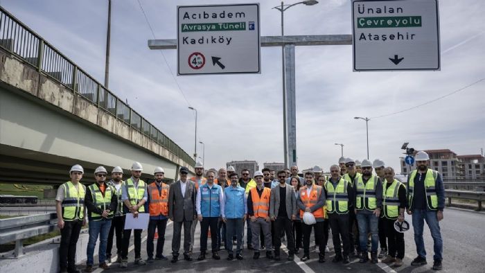 İstanbul`da Avrasya Tüneli-TEM Anadolu Otoyolu bağlantı yolu açıldı