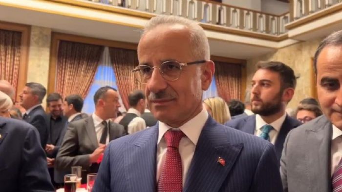 Ulaştırma Bakanı Uraloğlu`ndan X`le ilgili açıklama