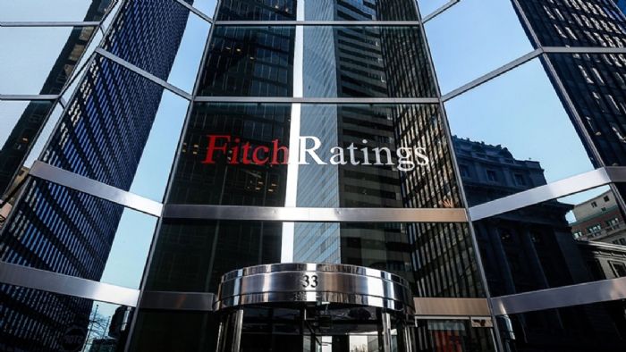 Fitch, Türk bankacılık sektörünün görünümünü `nötr`den `iyileşiyor`a revize etti