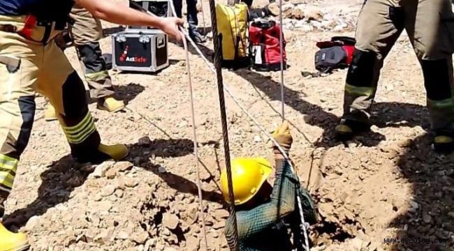 İzmir İtfaiyesi kuyuya düşen yurttaşı kurtardı