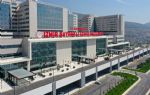 İzmir Şehir Hastanesi`nde ilk kemik iliği nakli yapıldı