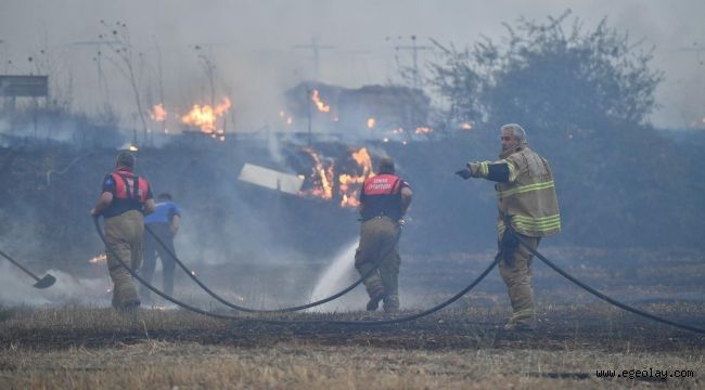İzmir İtfaiyesi`nden sıcak hava uyarısı ?Yangını çıkmadan önleyelim?